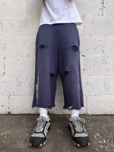 3/4 BENI SHORTS